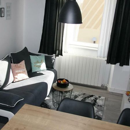 PUY Stylish Apartment In City Center מראה חיצוני תמונה