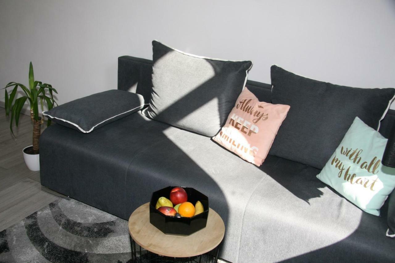 PUY Stylish Apartment In City Center מראה חיצוני תמונה