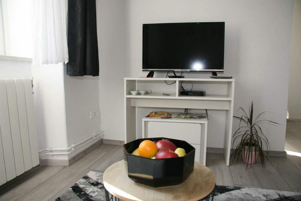PUY Stylish Apartment In City Center מראה חיצוני תמונה